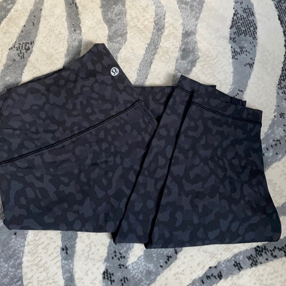 lululemon athletica Pants - WUNDER UNDER HIGH RISE LULULEMON LEGGINGS